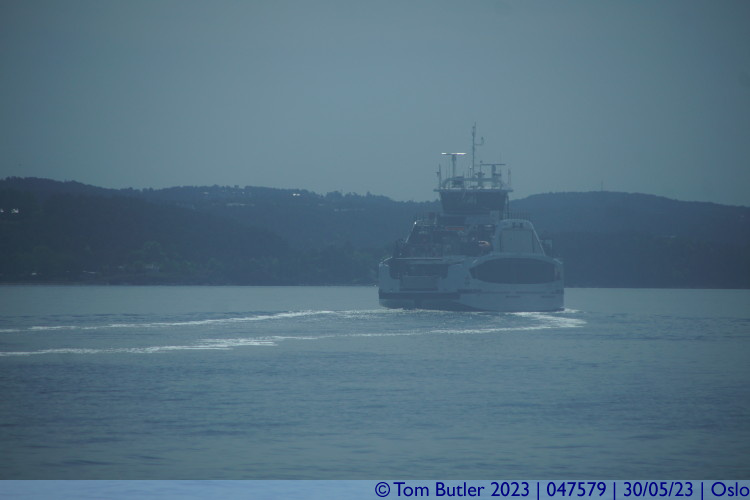 Photo ID: 047579, Passing another ferry, Oslo, Norway