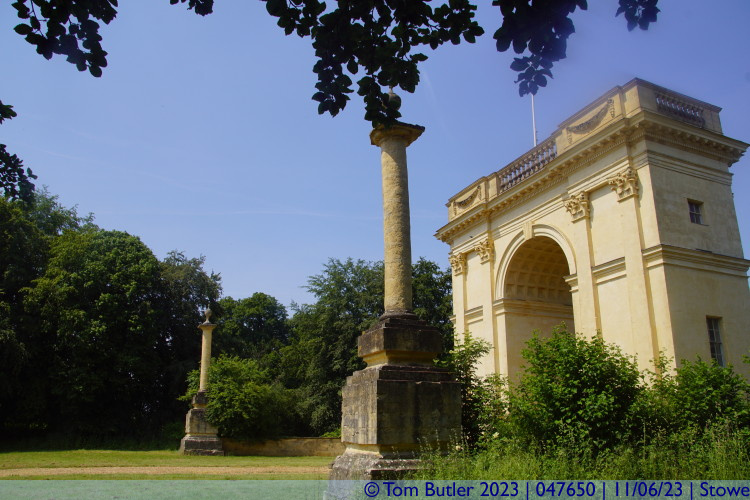 Photo ID: 047650, By the Corinthian Arch, Stowe, England