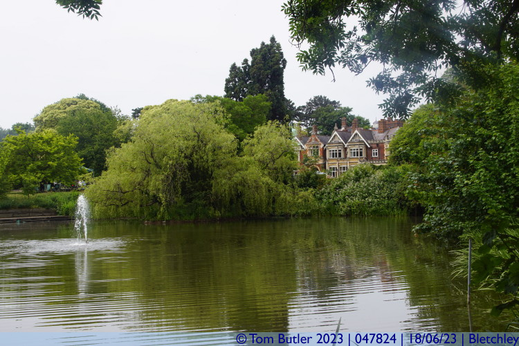 Photo ID: 047824, Looking across the lake to the house, Bletchley, England
