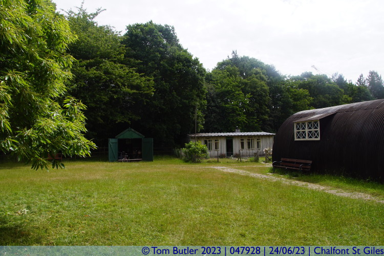 Photo ID: 047928, Nissen Hut and Prefab, Chalfont St Giles, England