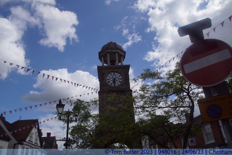 Photo ID: 048016, Approaching the clock tower, Chesham, England