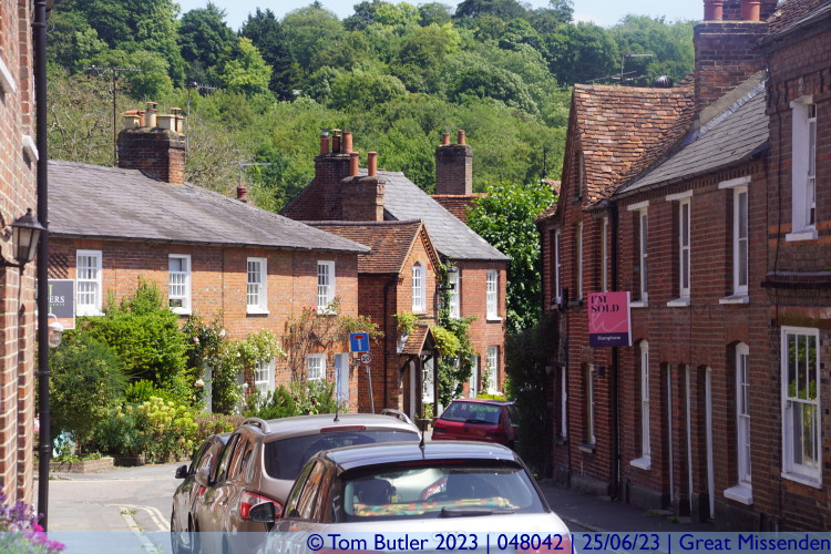 Photo ID: 048042, Looking down Church Street, Great Missenden, England