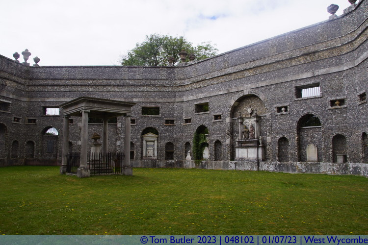 Photo ID: 048102, Dashwood Mausoleum, West Wycombe, England