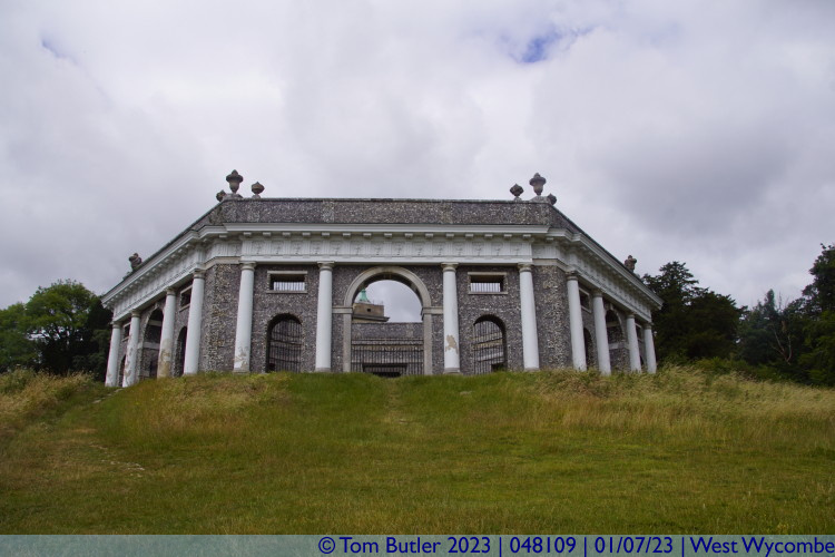 Photo ID: 048109, Dashwood Mausoleum, West Wycombe, England