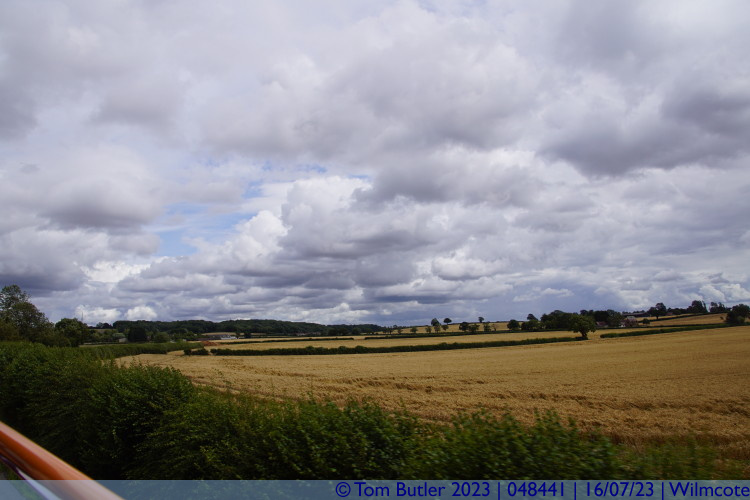 Photo ID: 048441, Into the Wilmcote fields, Wilmcote, England