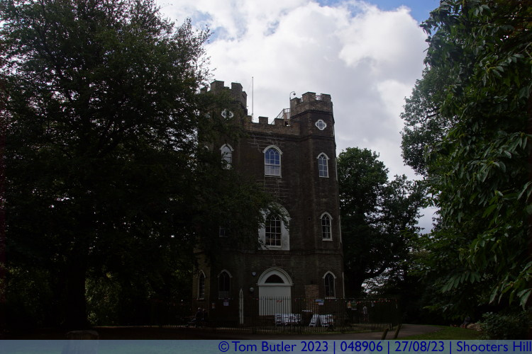 Photo ID: 048906, Approaching the castle, Shooters Hill, England