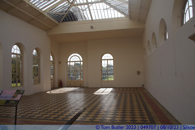 Photo ID: 049707, Inside the Orangery, Silsoe, England