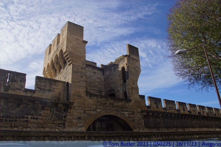 Photo ID: 050225, Lower tower, Avignon, France