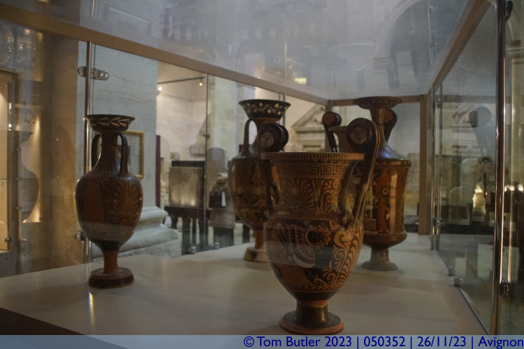 Photo ID: 050352, Historic urns, Avignon, France