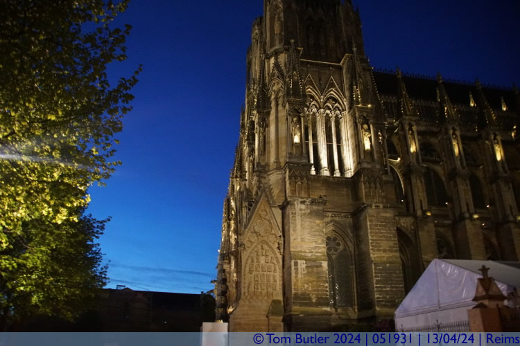 Photo ID: 051931, Cathedral at dusk, Reims, France