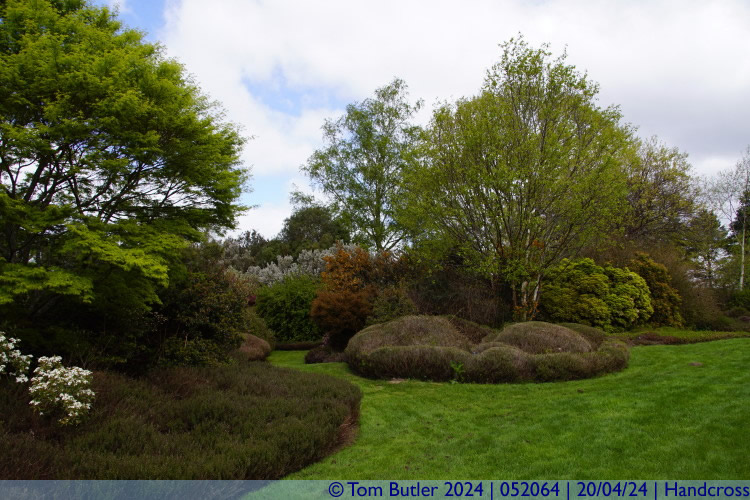 Photo ID: 052064, Behind the Rock Garden, Handcross, England