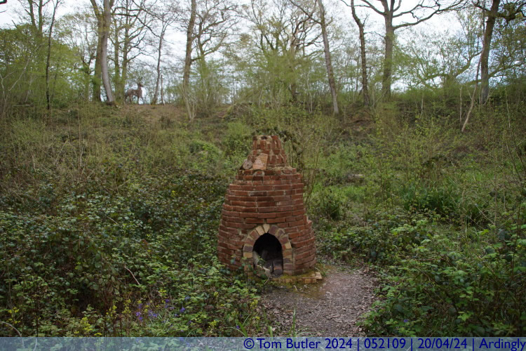 Photo ID: 052109, The Charcoal Kiln, Ardingly, England
