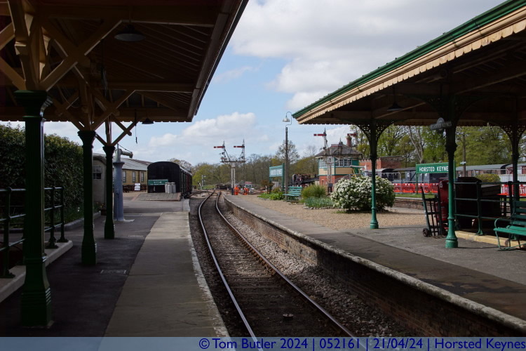 Photo ID: 052161, On platform 5, Horsted Keynes, England