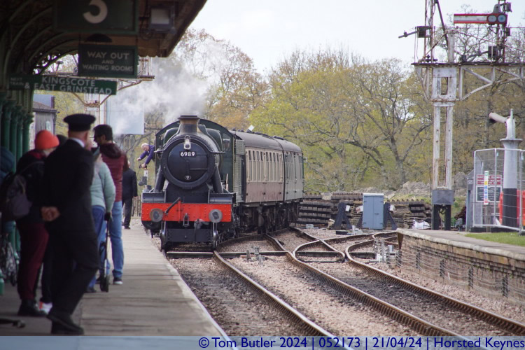 Photo ID: 052173, Inbound train, Horsted Keynes, England