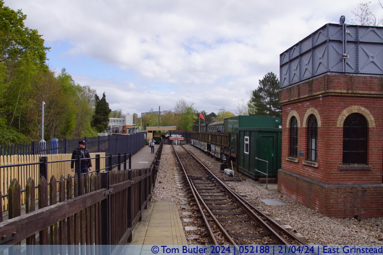 Photo ID: 052188, End of the Heritage and National Rail lines, East Grinstead, England