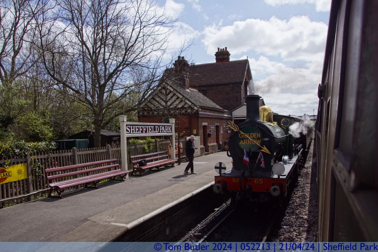 Photo ID: 052213, The Golden Arrow Pullman train, Sheffield Park, England