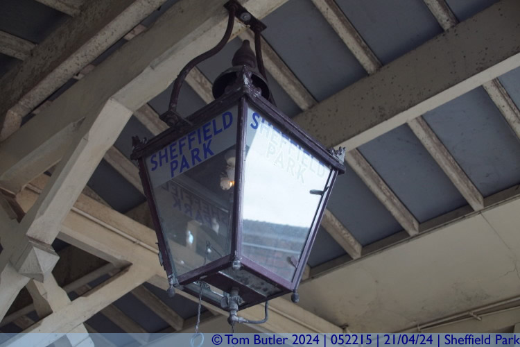 Photo ID: 052215, Name on the lamps, Sheffield Park, England
