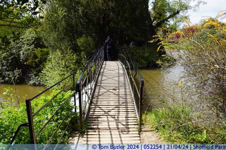 Photo ID: 052254, Cascade Bridge, Sheffield Park, England