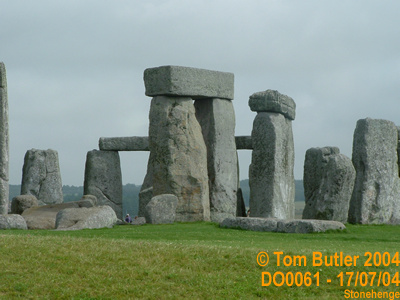 Photo ID: do0061, The larger of the stones, Stonehenge, Wiltshire