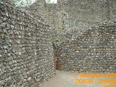 Photo ID: do0184, Inside the ruins of Eynsford Castle, Eynsford, Kent