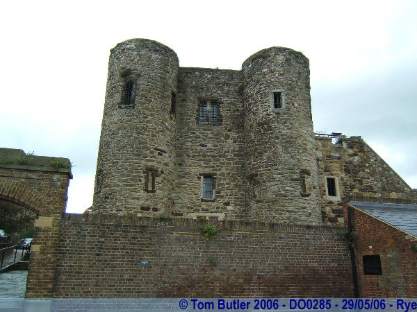 Photo ID: do0285, Ypres Tower, Rye, East Sussex