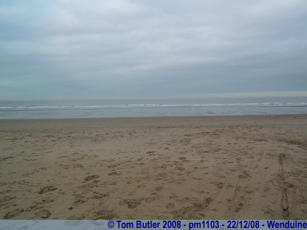 Photo ID: pm1103, The North Sea laps at the beach in Wenduine on a dull winters day, Wenduine, Belgium