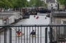 Photo ID: 009466, Kayakers on the canals (120Kb)