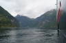 Photo ID: 015266, Hurtigruten in Geirangerfjord (103Kb)