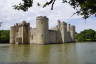 Photo ID: 041078, Bodiam Castle and Moat (170Kb)