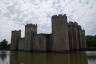 Photo ID: 041080, Bodiam Castle and Moat (123Kb)