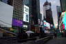 Photo ID: 044468, Time Square approaching dusk (175Kb)