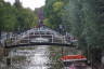 Photo ID: 048694, Looking down the Gasthuislaan Canal (200Kb)