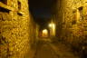 Photo ID: 052409, Down the narrow alleyways by the castle (173Kb)