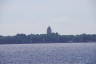 Photo ID: 053290, Suomenlinna church from the harbour (133Kb)
