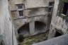 Photo ID: 055813, Looking down on a courtyard (159Kb)