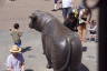 Photo ID: 059514, Bull statue (147Kb)