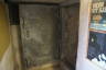 Photo ID: 060123, Blast door (119Kb)