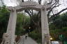 Photo ID: 064018, Looking up to the zoo through the war memorial (184Kb)