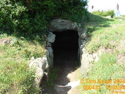 Photo ID: 000431, The entrance to a Dolman by L'Eree Bay, L'Eree Bay, Guernsey