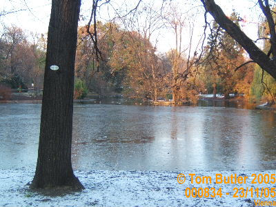 Photo ID: 000834, A frozen lake inside the Stadt Park, Vienna, Austria
