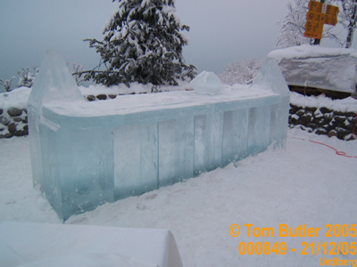 Photo ID: 000849, Ice sculptures by the hotel at the top of Uetilberg, Uetilberg, Switzerland