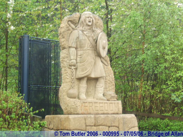 Photo ID: 000995, Bravehart at the Wallace monument, Bridge of Allan, Scotland