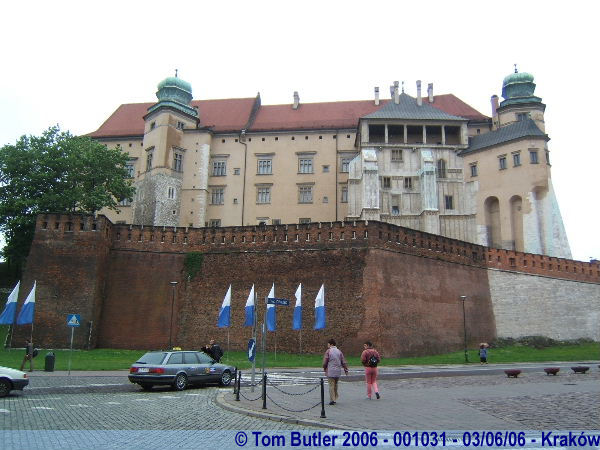 Photo ID: 001031, The castle on Wawel hill, Krakw, Poland