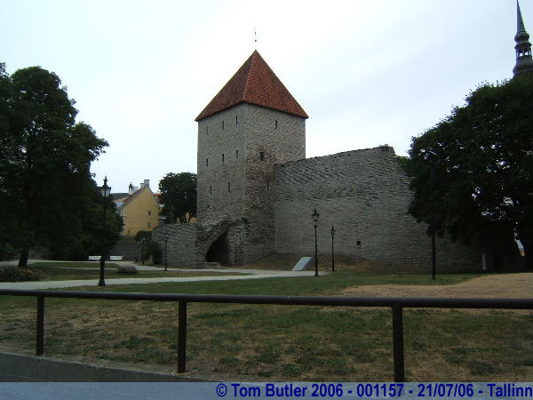 Photo ID: 001157, Remains of the city walls, Tallinn, Estonia