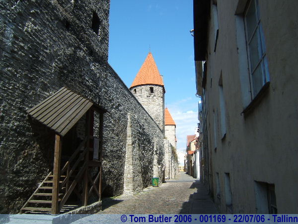 Photo ID: 001169, More of the city walls, Tallinn, Estonia