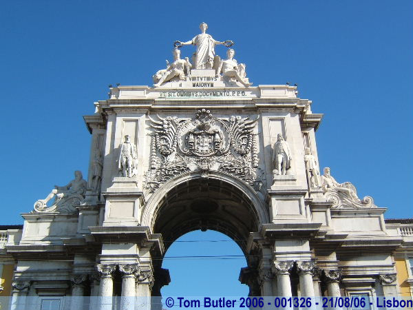 Photo ID: 001326, The arch in the Praa do Comrcio, Lisbon, Portugal
