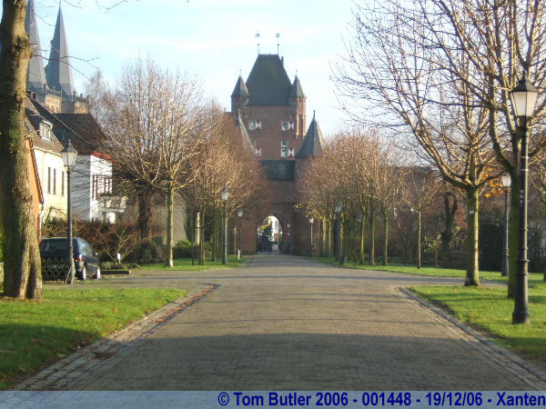 Photo ID: 001448, The gate house entrance to Xanten, Xanten, Germany