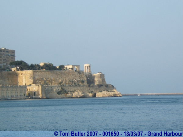 Photo ID: 001650, The war memorial and the lower Barrakka gardens, Grand Harbour, Malta