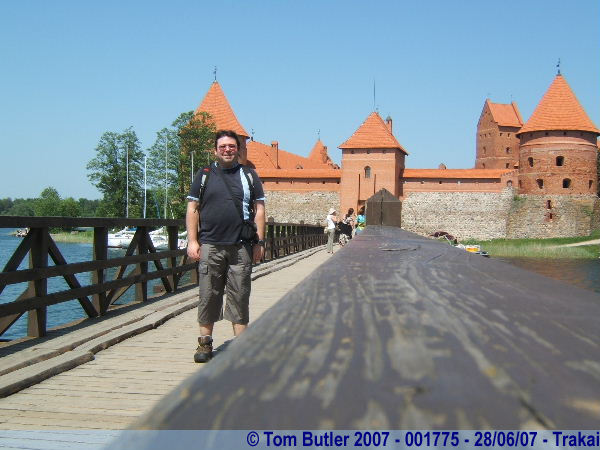 Photo ID: 001775, On the approach to the island castle, Trakai, Lithuania