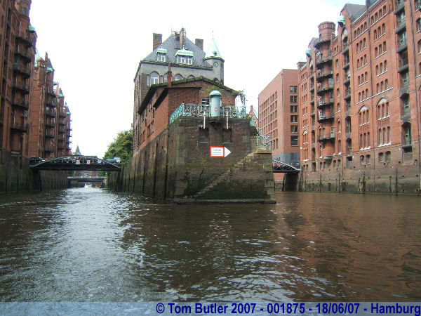 Photo ID: 001875, On the canals, Hamburg, Germany
